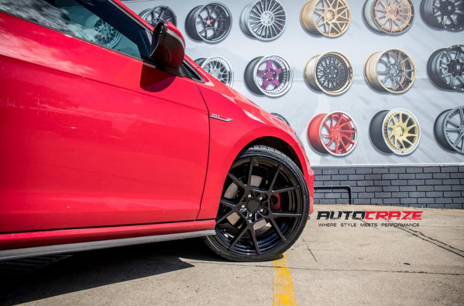 VOLKSWAGEN GOLF KPS MATTE BLACK